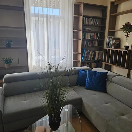 Cozy 公寓